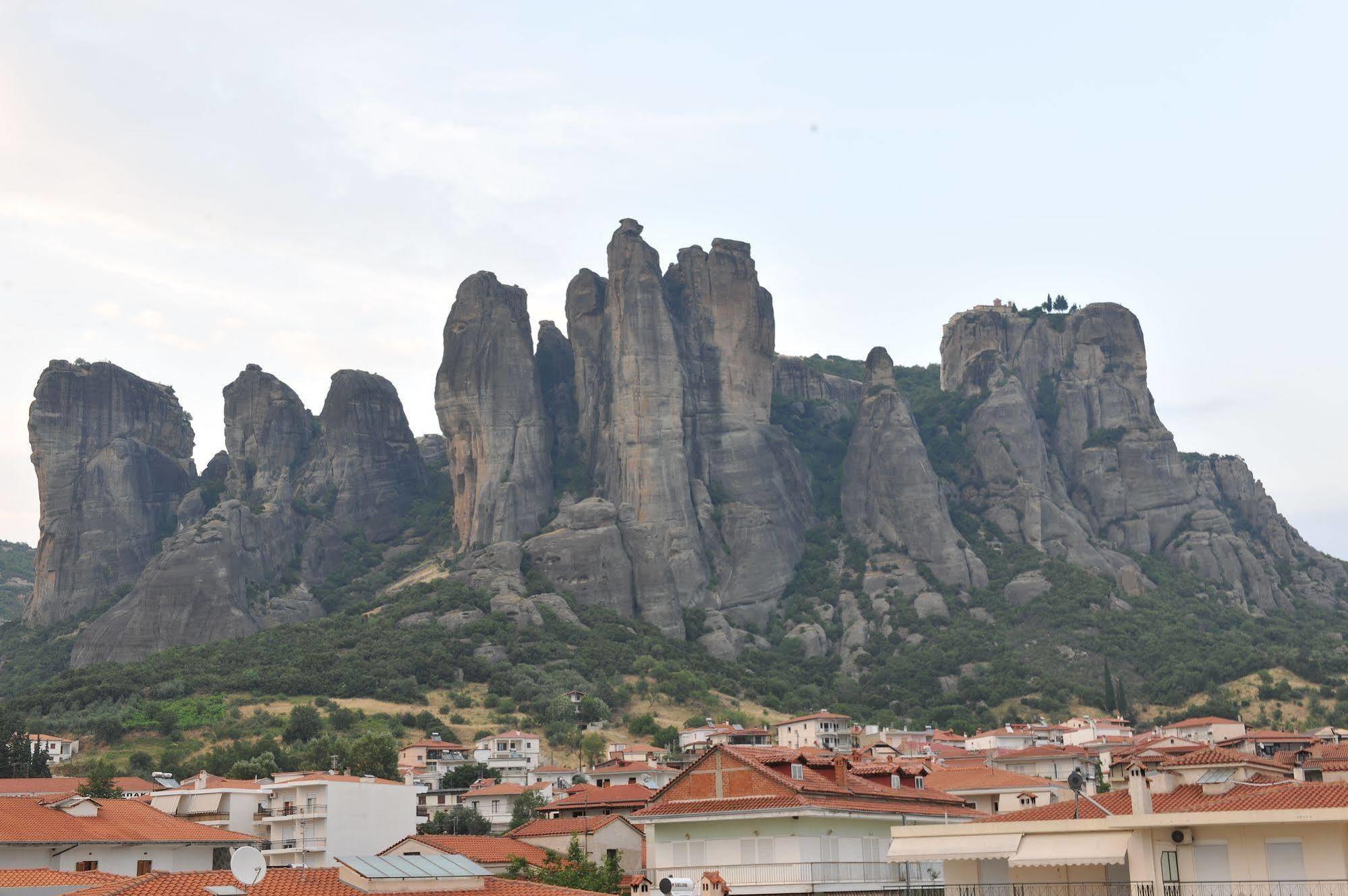 Hotel Edelweiss Καλαμπάκα Εξωτερικό φωτογραφία